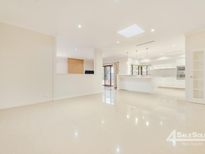 Property for sale in Stirling : 4SaleSold Real Estate