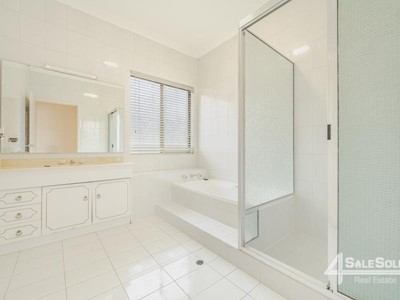 Property for sale in Stirling : 4SaleSold Real Estate