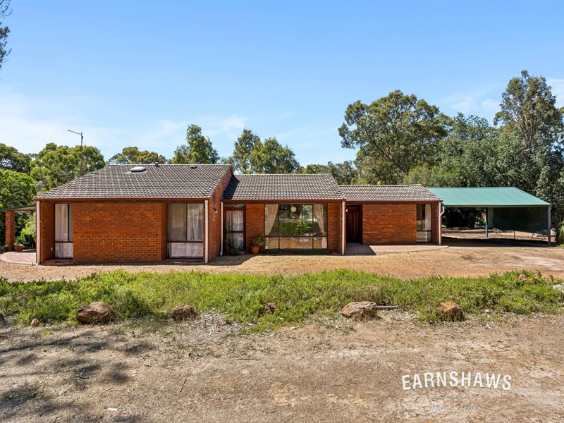 Property for sale in Mundaring