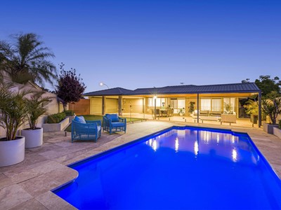 Property for sale in Morley : Passmore Real Estate