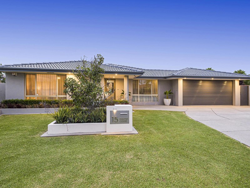 Property for sale in Morley : Passmore Real Estate