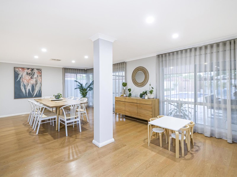 Property for sale in Morley : Passmore Real Estate