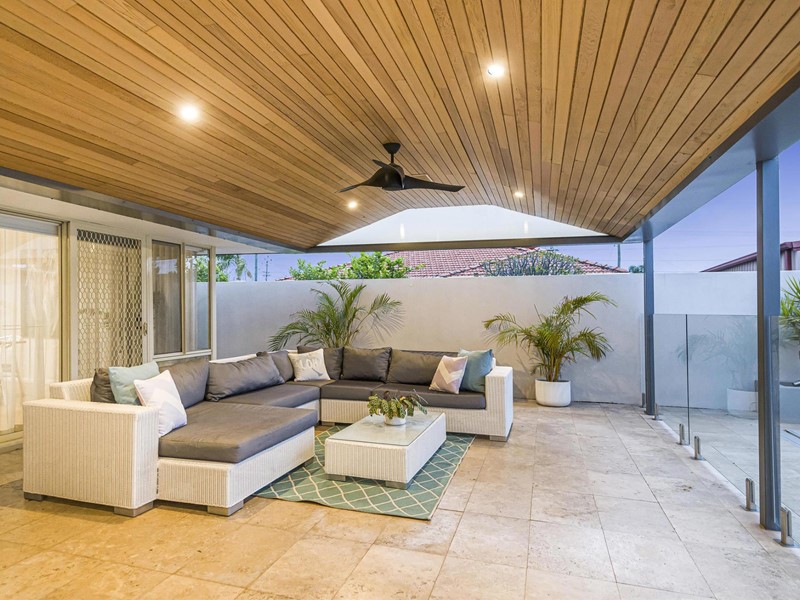 Property for sale in Morley : Passmore Real Estate