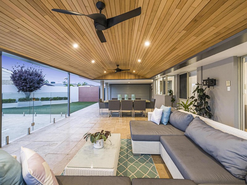 Property for sale in Morley : Passmore Real Estate