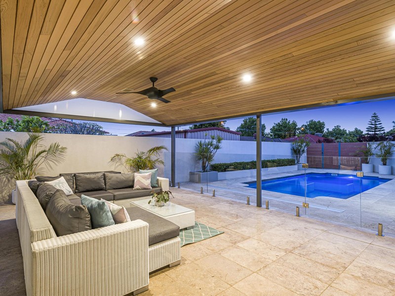 Property for sale in Morley : Passmore Real Estate