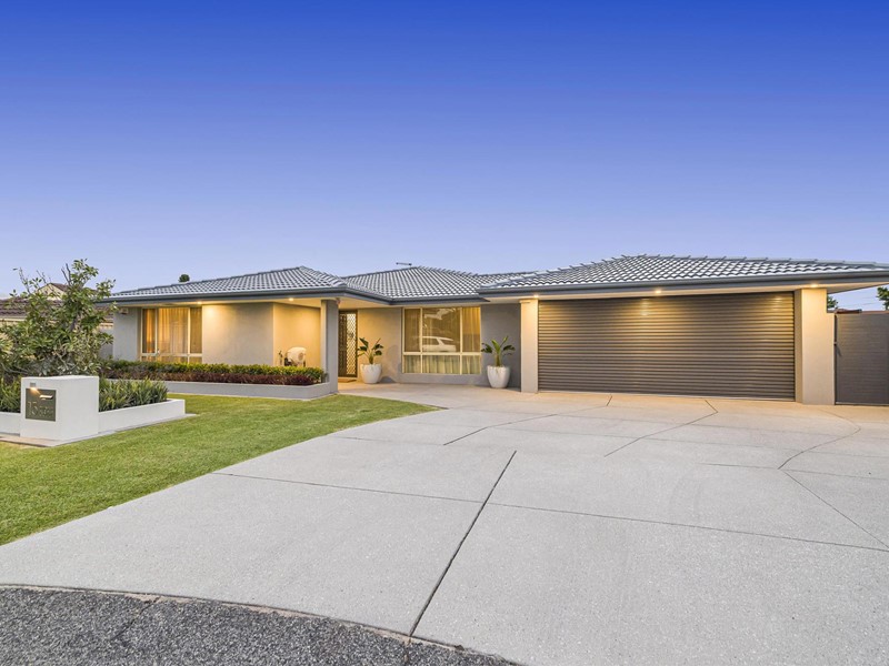 Property for sale in Morley : Passmore Real Estate