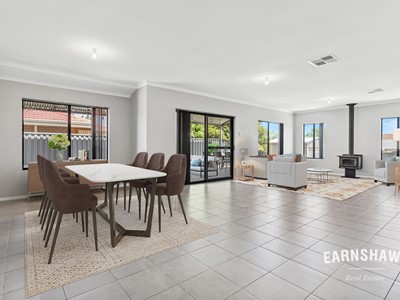 Property for sale in Swan View