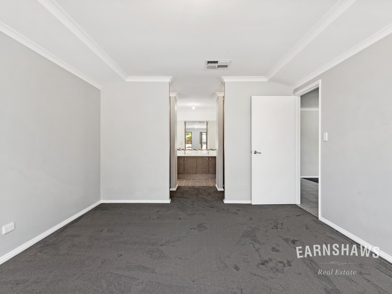 Property for sale in Swan View