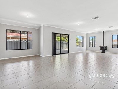 Property for sale in Swan View