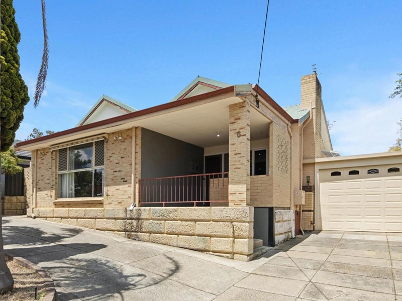 Property for sale in Embleton : Passmore Real Estate