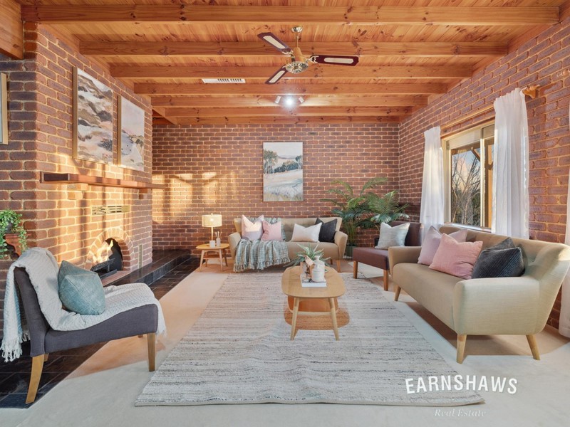 Property for sale in Swan View