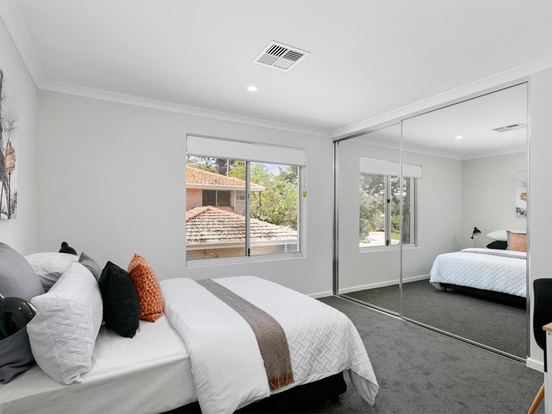 Property for sale in Karrinyup : West Coast Real Estate