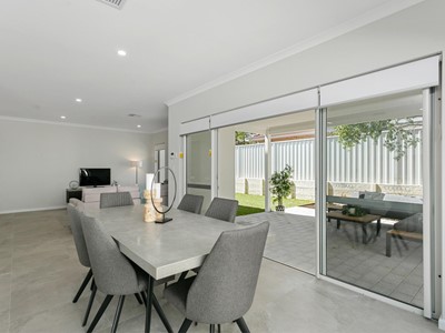 Property for sale in Karrinyup : West Coast Real Estate