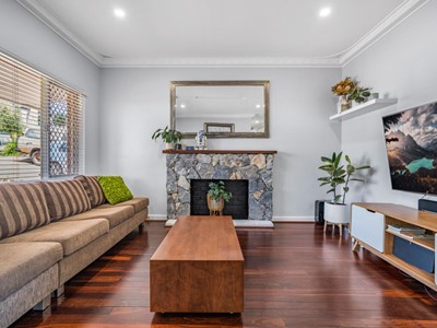 Property for sale in Scarborough : West Coast Real Estate
