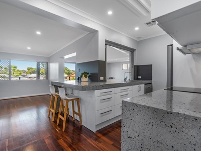 Property for sale in Scarborough : West Coast Real Estate