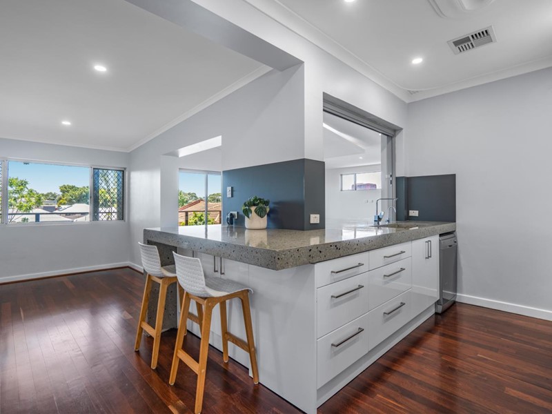 Property for sale in Scarborough : West Coast Real Estate