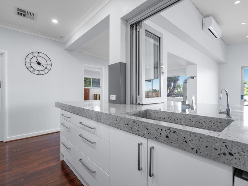 Property for sale in Scarborough : West Coast Real Estate