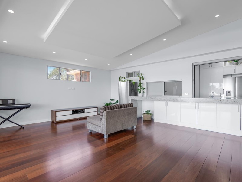 Property for sale in Scarborough : West Coast Real Estate