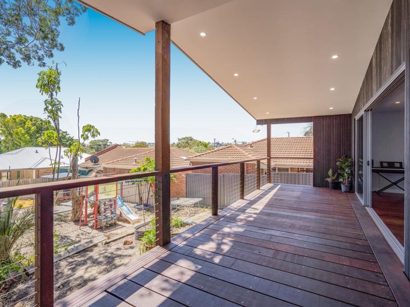 Property for sale in Scarborough : West Coast Real Estate