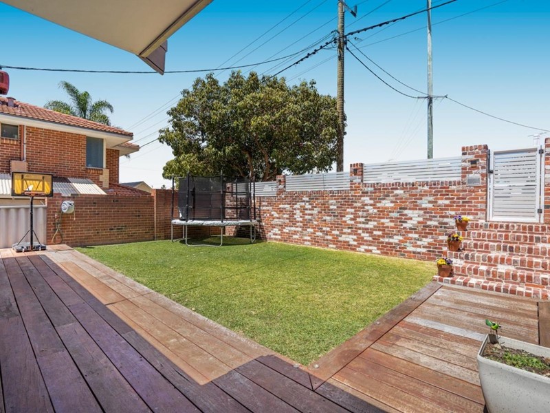 Property for sale in Scarborough : West Coast Real Estate