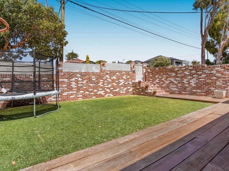 Property for sale in Scarborough : West Coast Real Estate