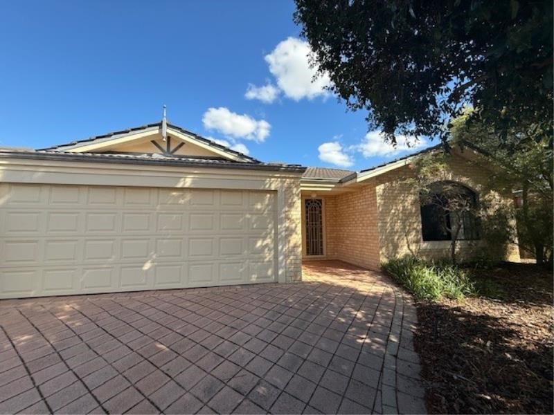 Property for rent in Canning Vale