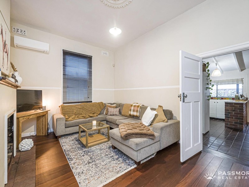 Property for sale in Victoria Park : Passmore Real Estate