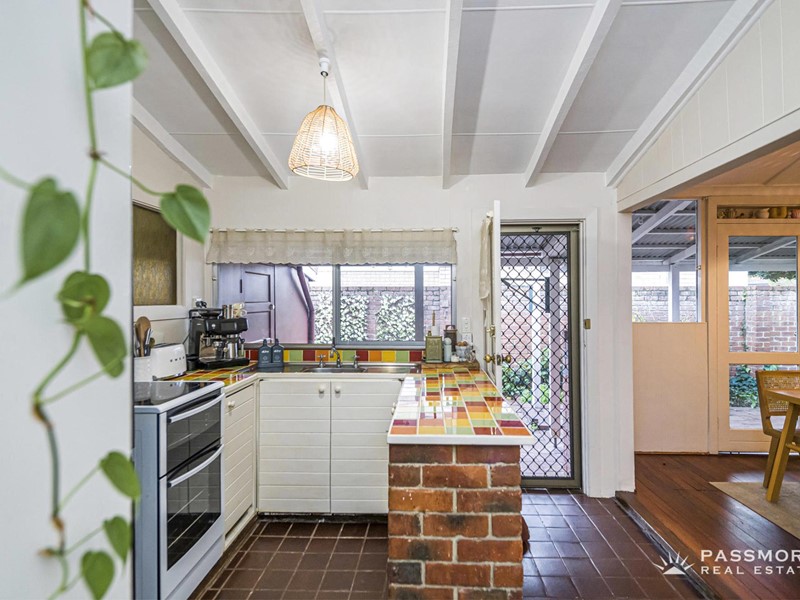 Property for sale in Victoria Park : Passmore Real Estate