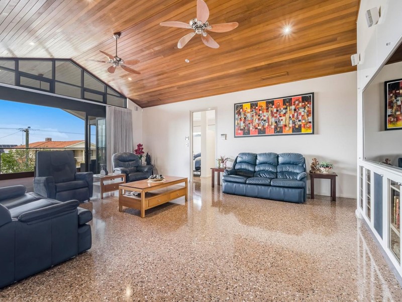 Property for sale in Yokine : Dempsey Real Estate