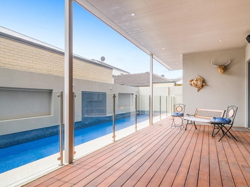 Property for sale in Yokine : Dempsey Real Estate