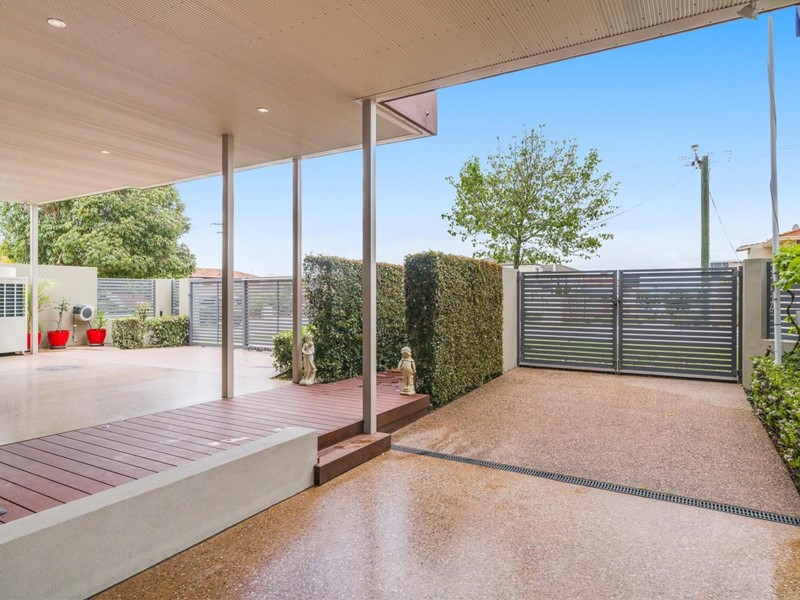 Property for sale in Yokine : Dempsey Real Estate