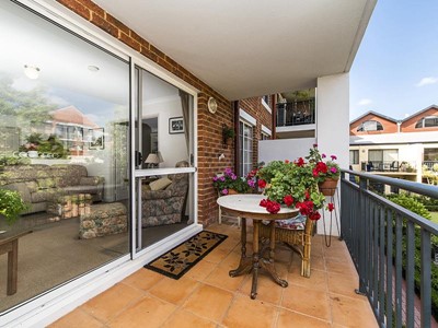 Property for sale in Northbridge : BOSS Real Estate