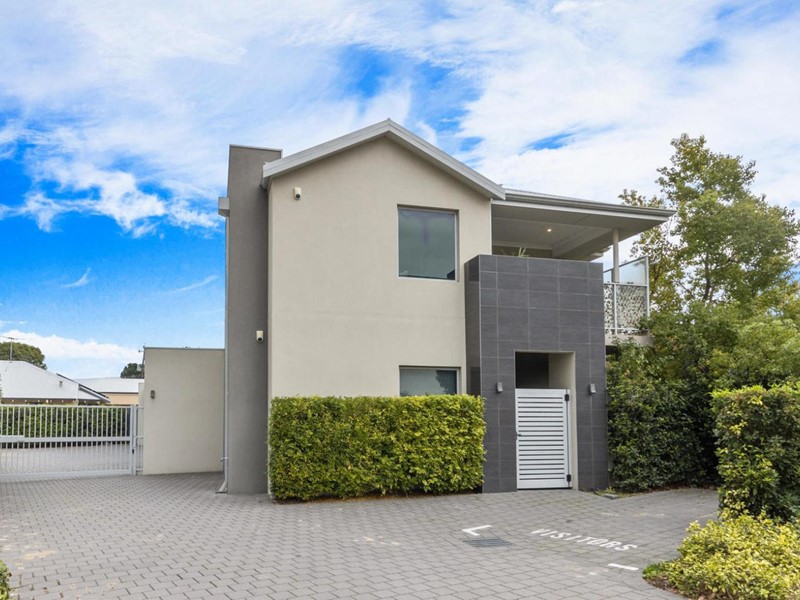 Property for sale in Innaloo : West Coast Real Estate