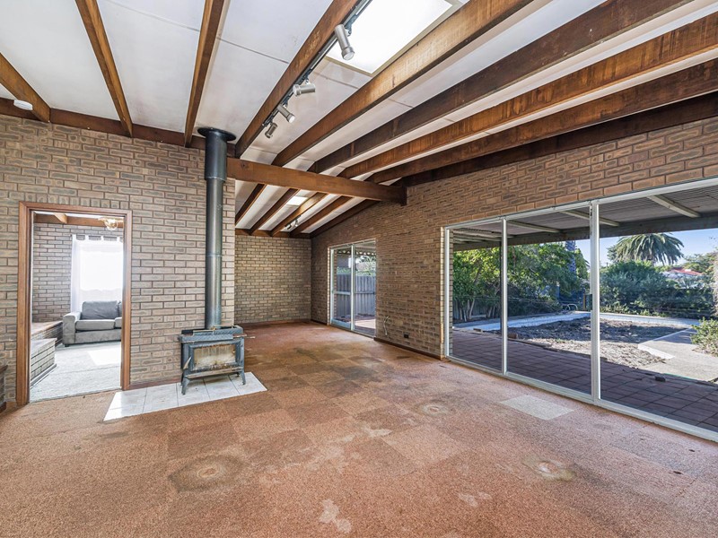 Property for sale in Dianella : Passmore Real Estate