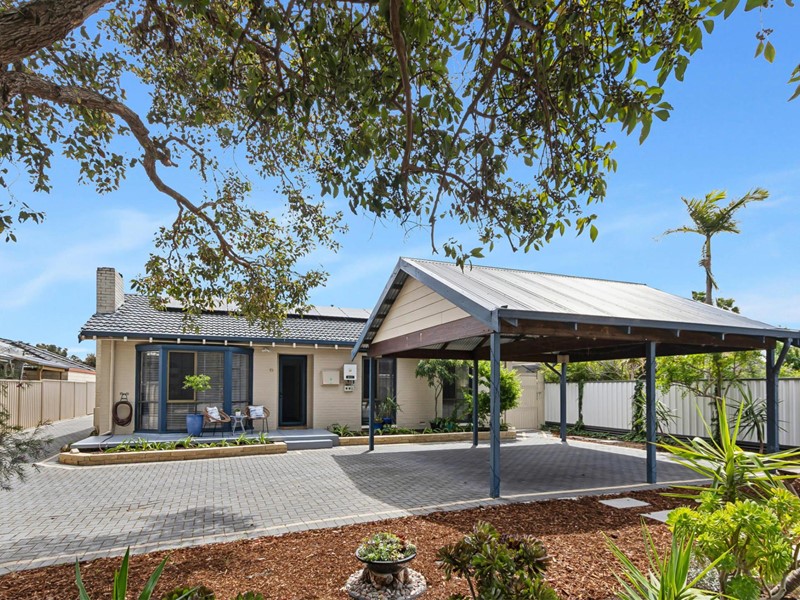 Property for sale in Morley : Passmore Real Estate