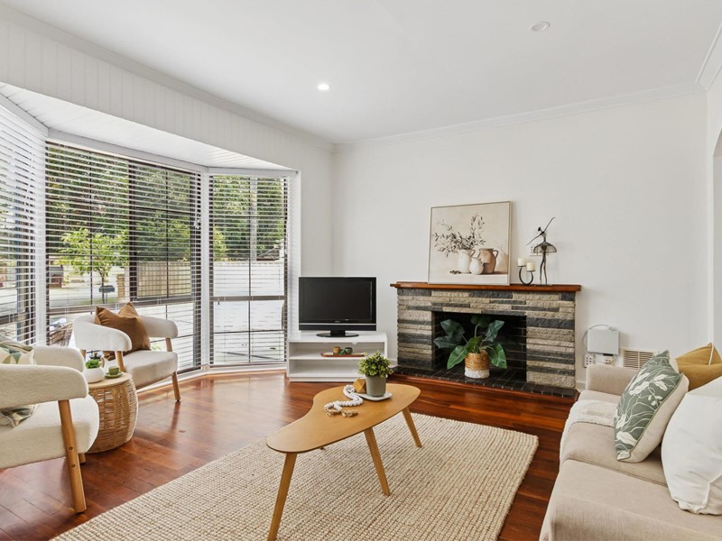 Property for sale in Morley : Passmore Real Estate