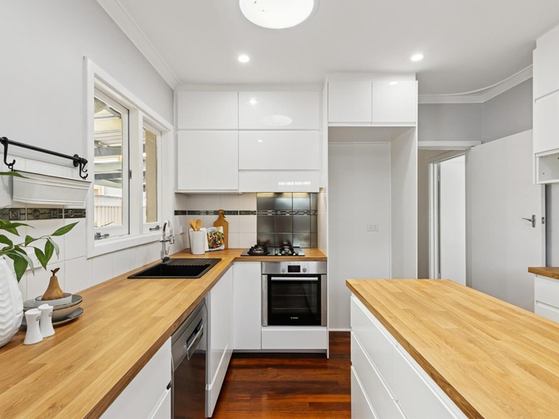 Property for sale in Morley : Passmore Real Estate