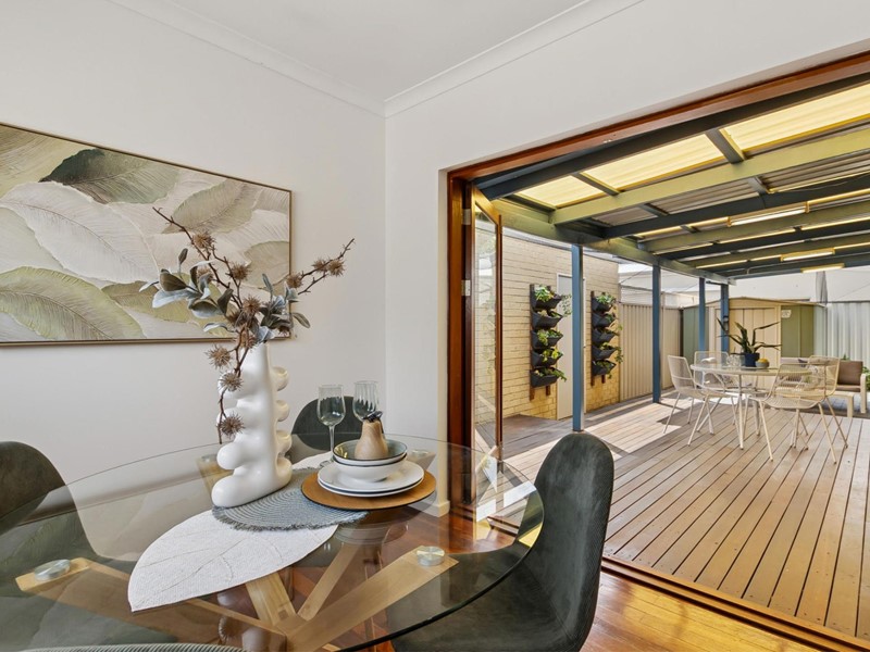 Property for sale in Morley : Passmore Real Estate