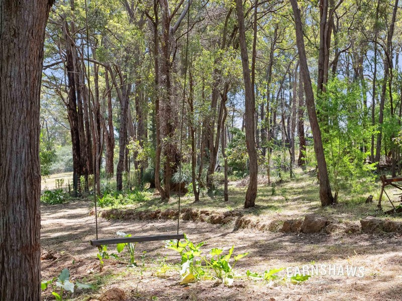 Property for sale in Sawyers Valley