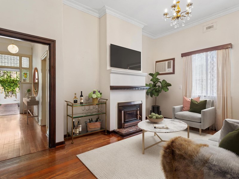 Property for sale in Inglewood : Passmore Real Estate