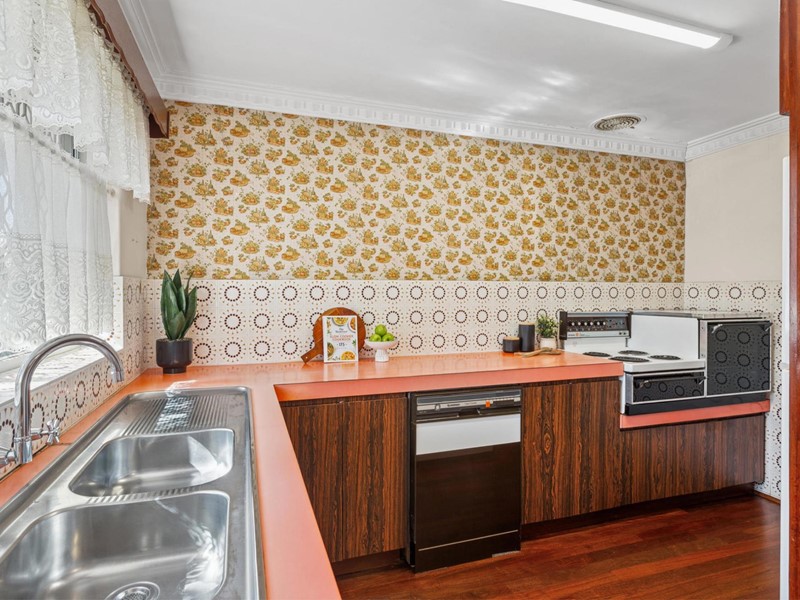 Property for sale in Inglewood : Passmore Real Estate