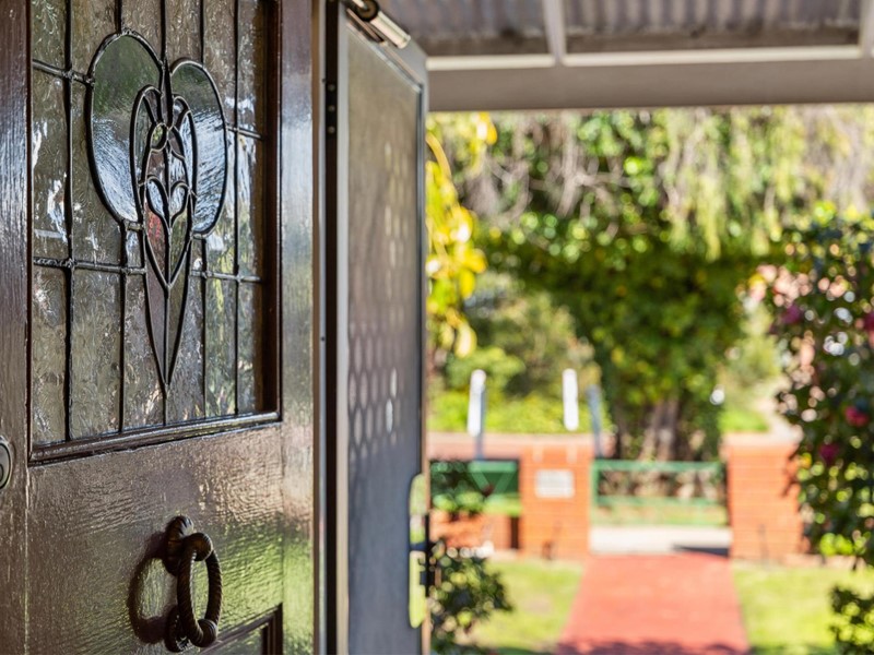 Property for sale in Inglewood : Passmore Real Estate