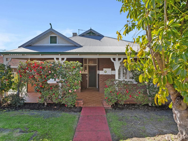 Property for sale in Inglewood : Passmore Real Estate