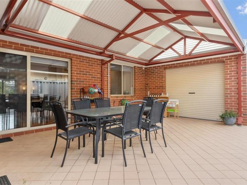 Property for sale in Morley : Passmore Real Estate