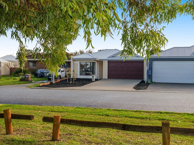 Property for sale in Balga : Dempsey Real Estate