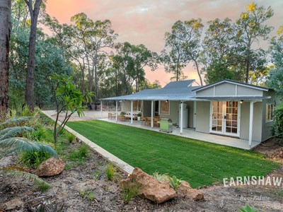 Property for sale in Sawyers Valley