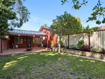 Property for sale in 
                                Scarborough : West Coast Real Estate