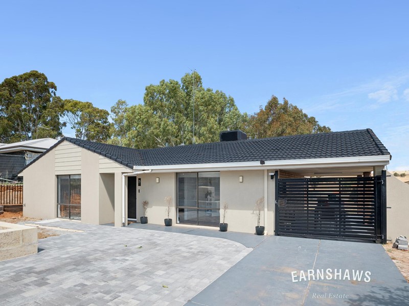 Property for sale in Northam