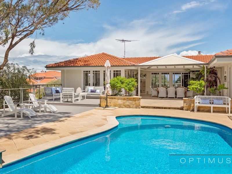 Property for sale in City Beach