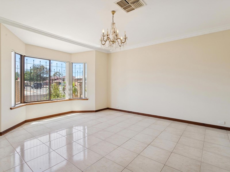 Property for sale in Midland : Passmore Real Estate